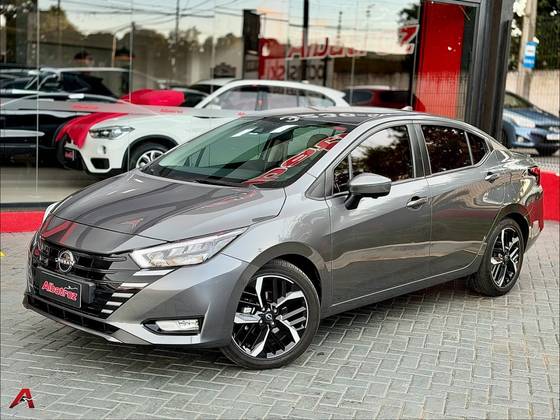 NISSAN VERSA 1.6 16V FLEX EXCLUSIVE XTRONIC NISSAN VERSA 1.6 16V FLEX EXCLUSIVE XTRONIC